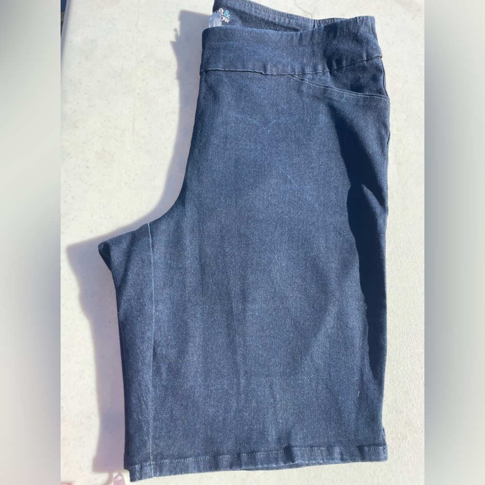 Croft & Barrow Dark Blue Denim Shorts - 16W